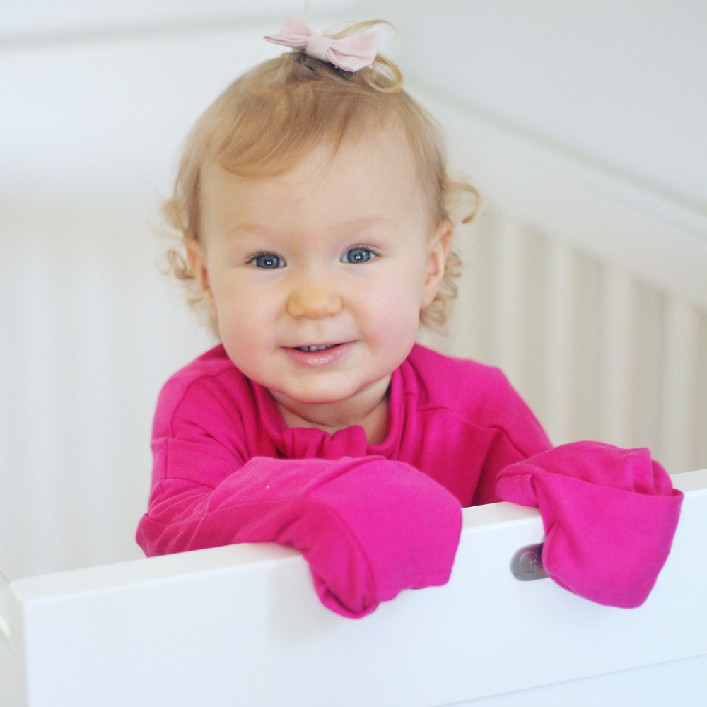 Bamboo Bubby Baby Sleeping Bag with Scratch Sleeves – Gentle Sleepwear for Sensitive Skin